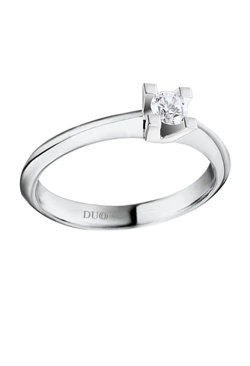 Anillo de compromiso oro blanco y diamante engaste en V 028_1016-15